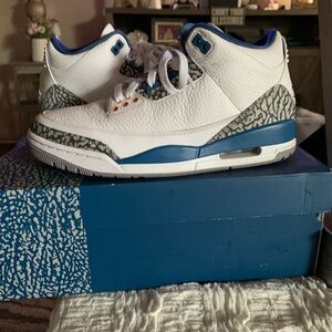 Jordan 3s
